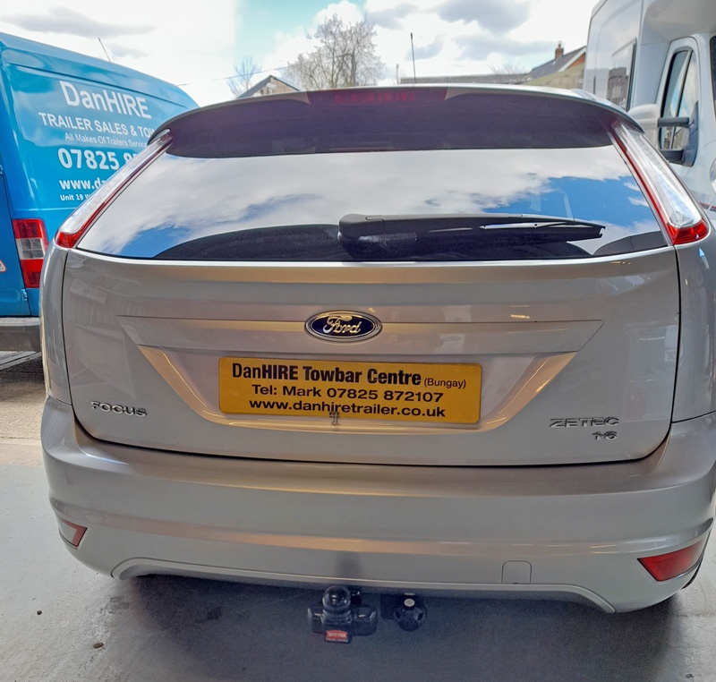Ford Focus now fitted with Witter Fixed Flange Towbar