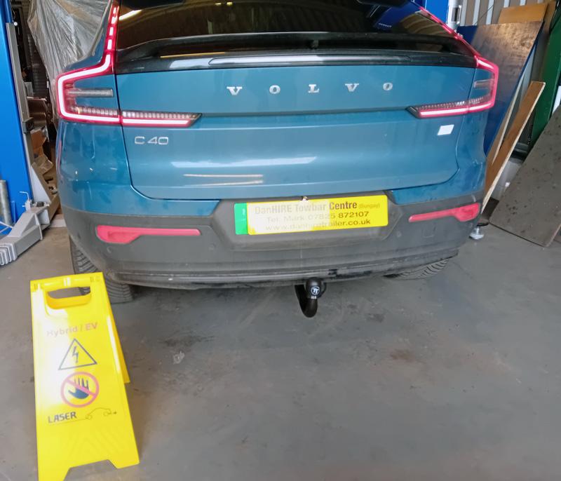 TOW BY ELECTRIC: Towbars fitted at DANHIRE